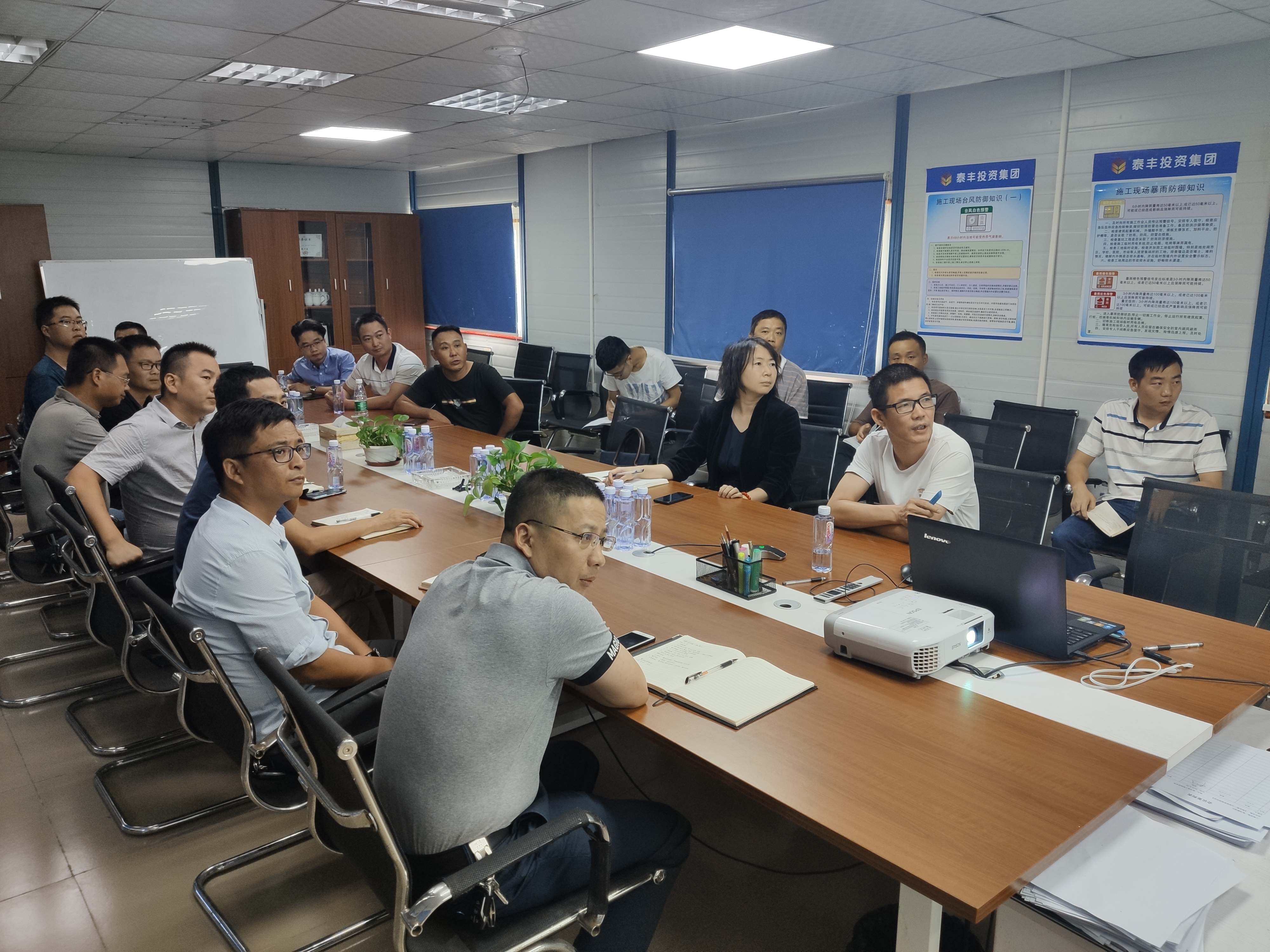 0925-1.jpg 0925-1.jpg